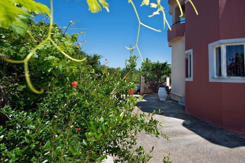 Гостевой дом Kissamos Luxurious House Номер фото
